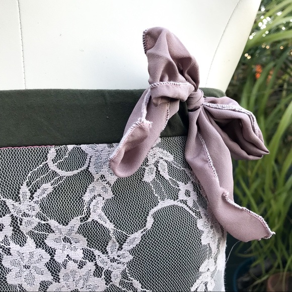 Hand made stretch lace dress - Picture 4 of 6